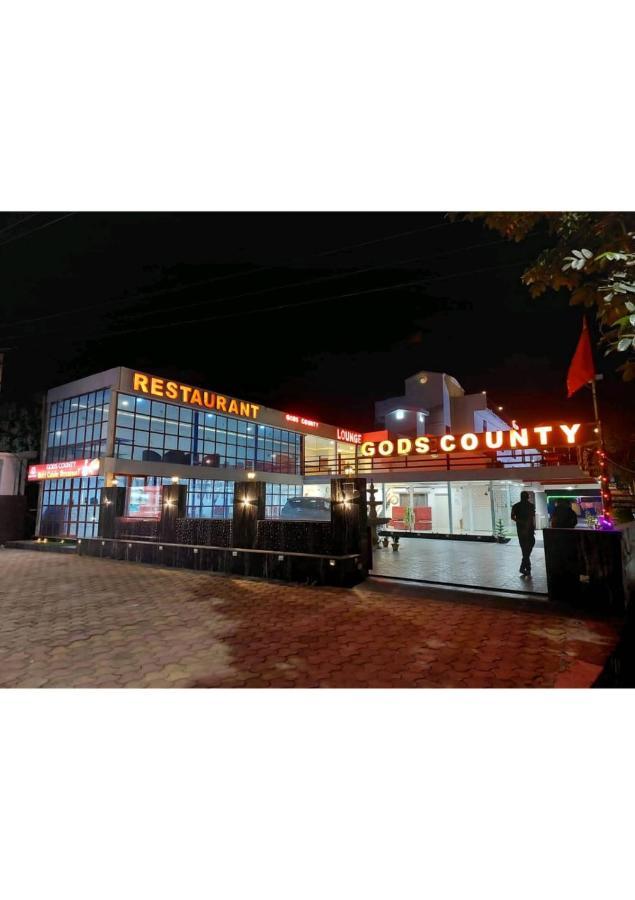 Gods County Hotels & Resorts Tarapith Bagian luar foto