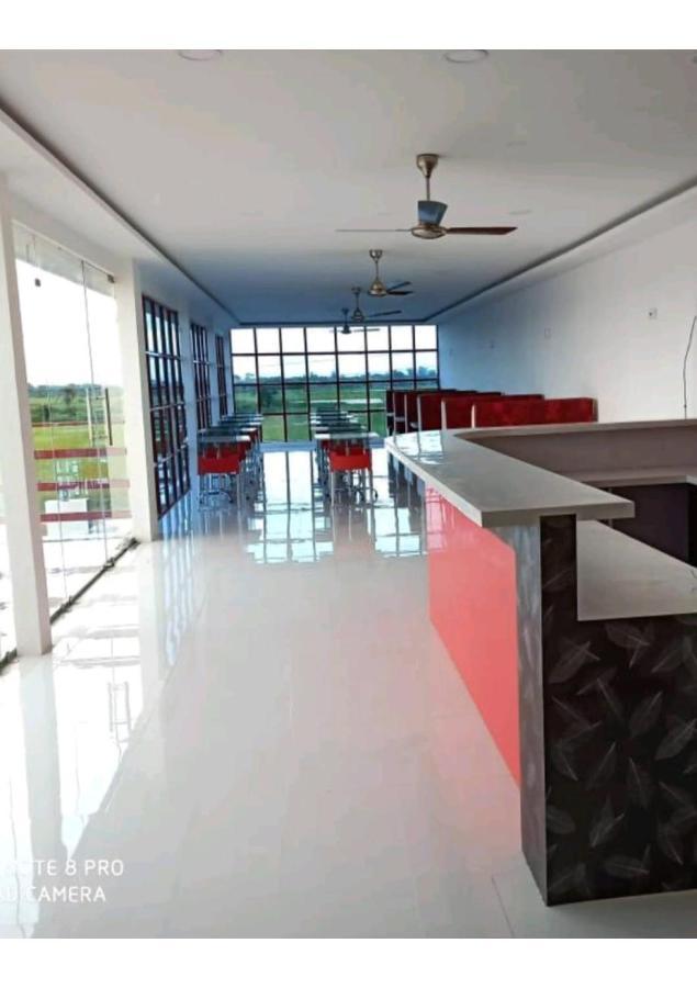 Gods County Hotels & Resorts Tarapith Bagian luar foto