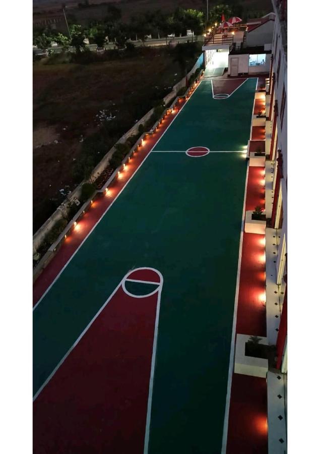 Gods County Hotels & Resorts Tarapith Bagian luar foto